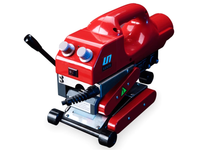 Сварочный аппарат для геомембран